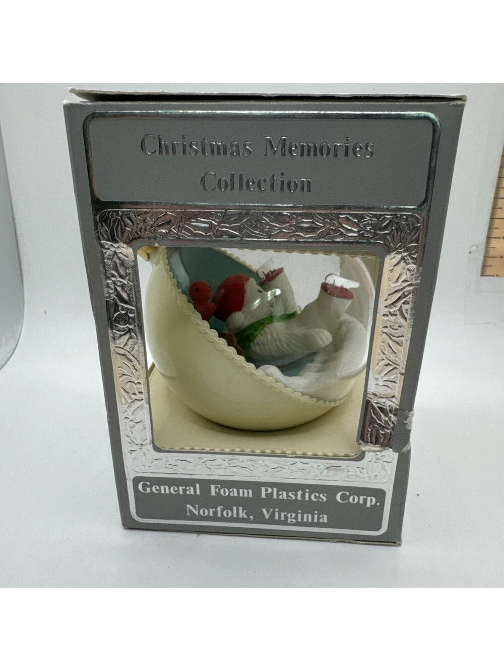 1981 Christmas Memories Collection 1981 Polar Bear Unbreakable Satin Ornament VA